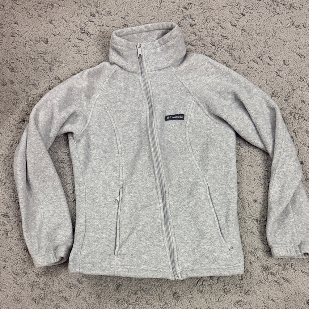Columbia Women’s Light Gray Fleece Jacket